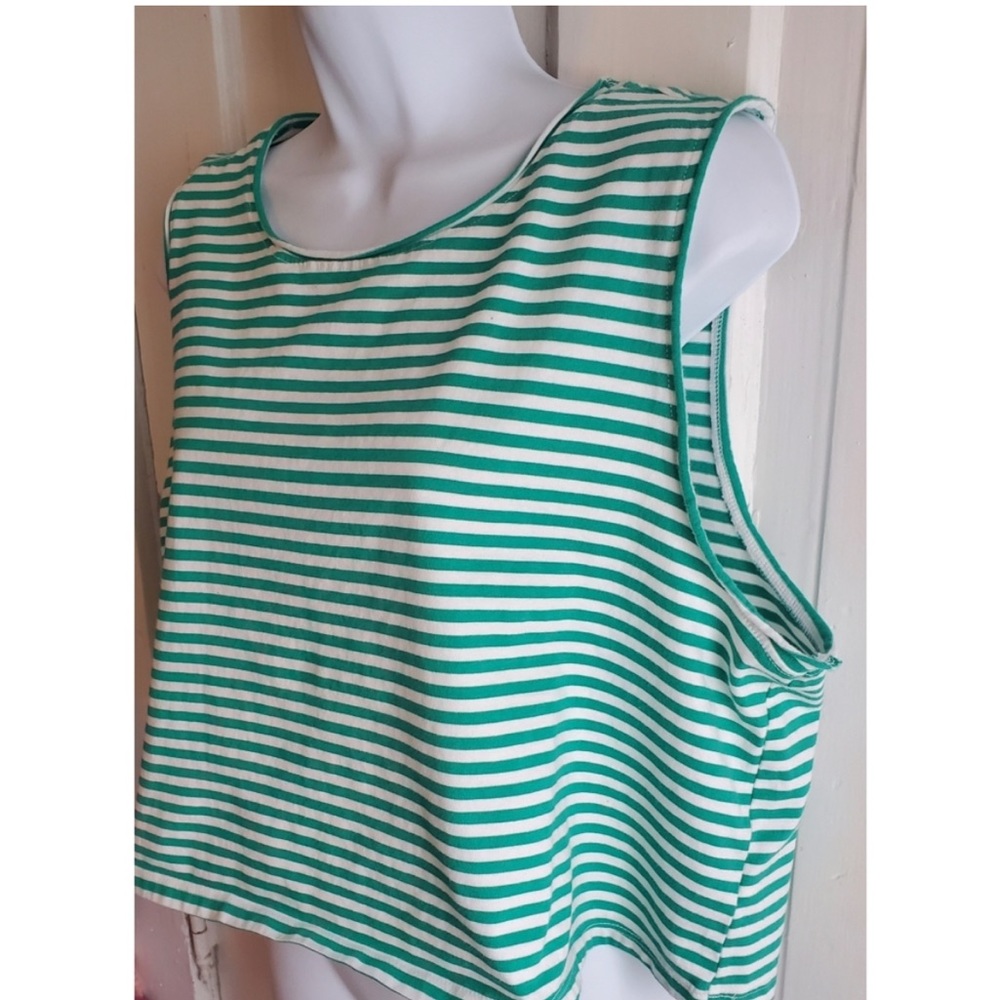 Target universal thread Kelly green and white crop tank top for women wome